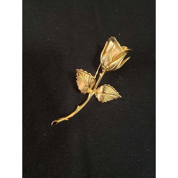 unknown Jewelry - Vintage Gold Tone Rose Brooch